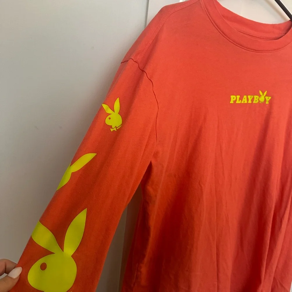 Love a good playboy bunny long sleeve - Picture 2 of 4